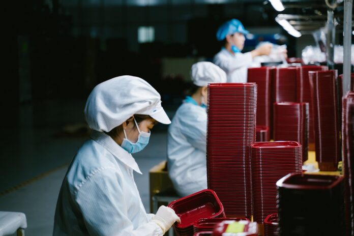 Țările cele mai expuse. Unde vor ajunge produsele chinezești care nu vor mai putea intra în America