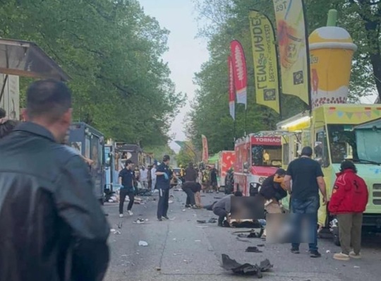 AFP: Cel puțin 11 morți, după ce un șofer a intrat cu mașina în mulțime la un festival de la Vancouver