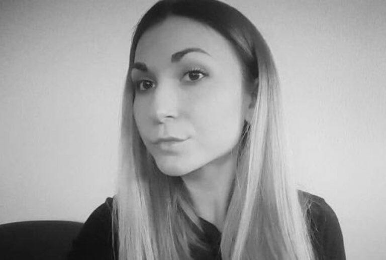 Trupul unei jurnaliste ucrainene care a murit în detenţie în Rusia a fost returnat de Moscova cu semne de tortură şi cu organe lipsă