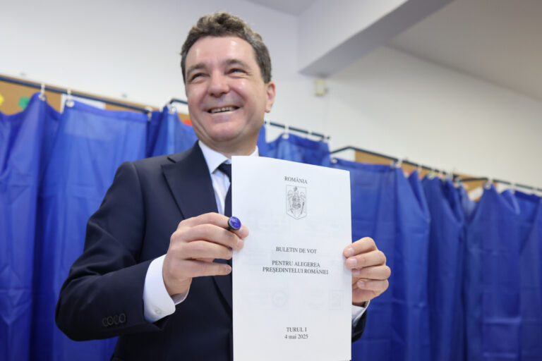 Nicuşor Dan: Să ne raportăm cu prudenţă la rezultatele exit poll-urilor pe care le vedem, pentru că ele sunt de la ora 19.00 şi sunt fără diaspora