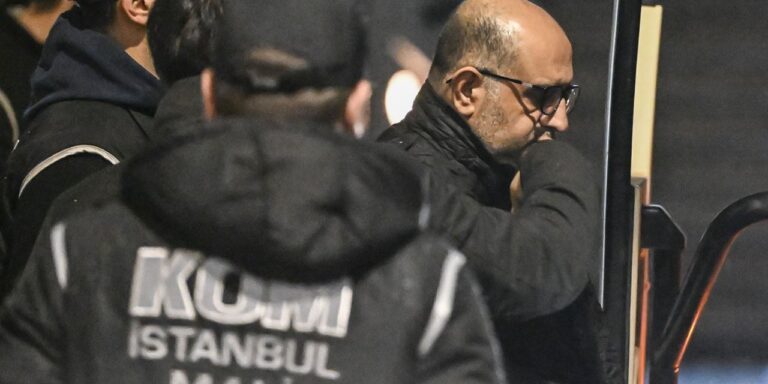 Turcia | Noi arestări pentru ”corupție” la primăria din Istanbul