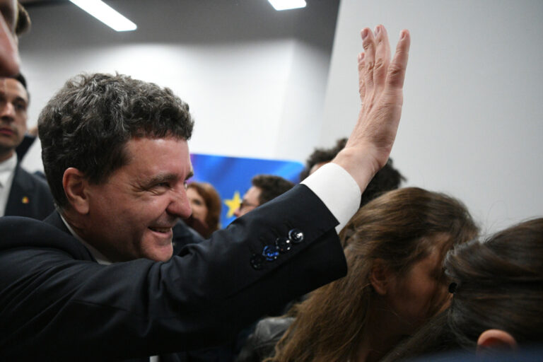 Rezultatele alegerilor prezidențiale. Cum au votat românii din țară și din diaspora