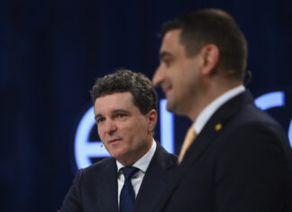 Un guvern obscur, pe măsura unui președinte netransparent
