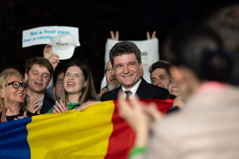 Fost antrenor al echipei SUA la Olimpiada de Matematică, despre Nicuşor Dan: Amabil şi prietenos, ager la minte, cu picioarele pe pământ