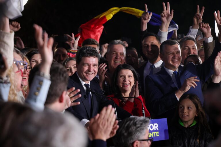 Sky News: Exit-pollurile de la alegerile din România sugerează o victorie surprinzătoare a candidatului pro-occidental Nicuşor Dan