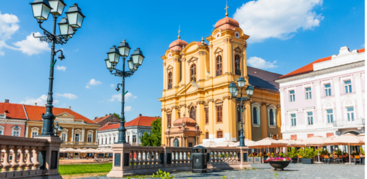 Sursă: Canva editor