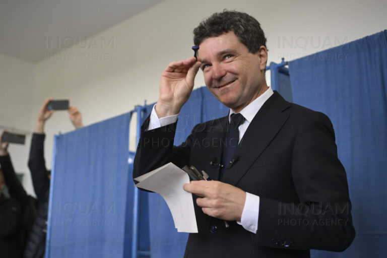 Nicuşor Dan: Am votat pentru o schimbare care să aducă prosperitate, nu una care să aducă aventură şi descurajarea investiţiilor