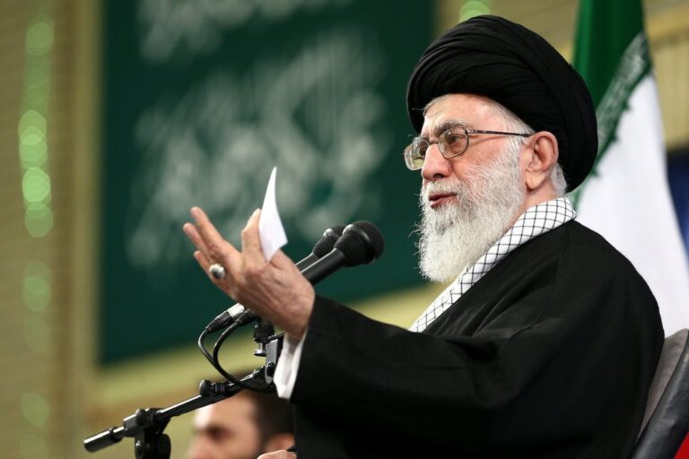 Ali Khamenei: Iranul a câştigat, iar SUA au primit o palmă usturătoare. Israelul aproape s-a prăbuşit