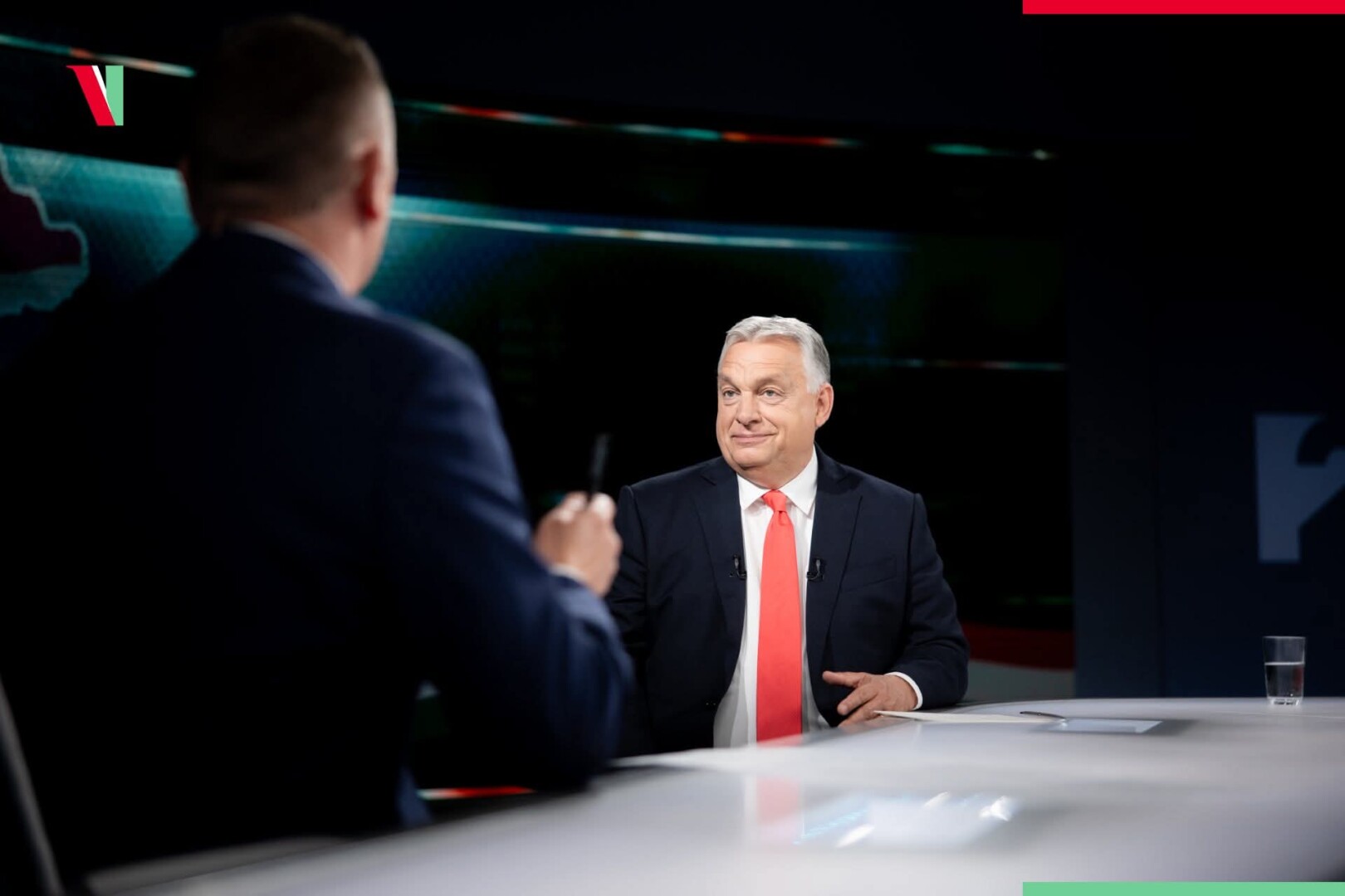 Apusul regimului Orban e realitate și este plin de ironie