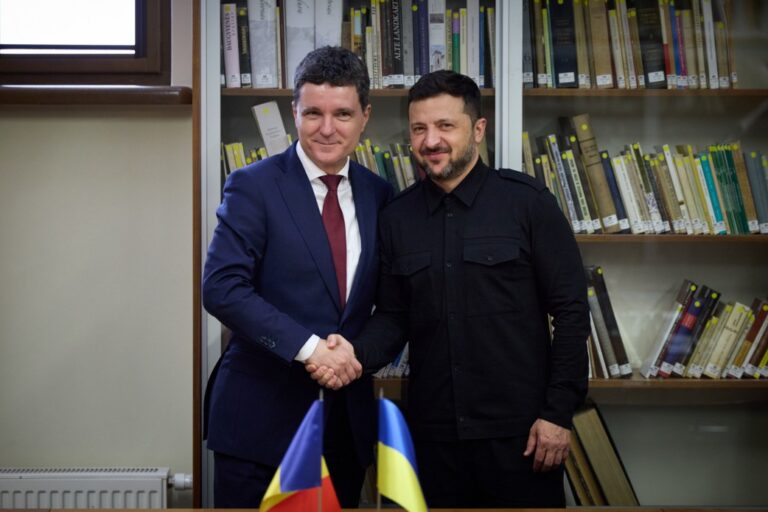 Nicușor Dan s-a întâlnit la Vilnius cu Volodimir Zelenski și Mark Rutte