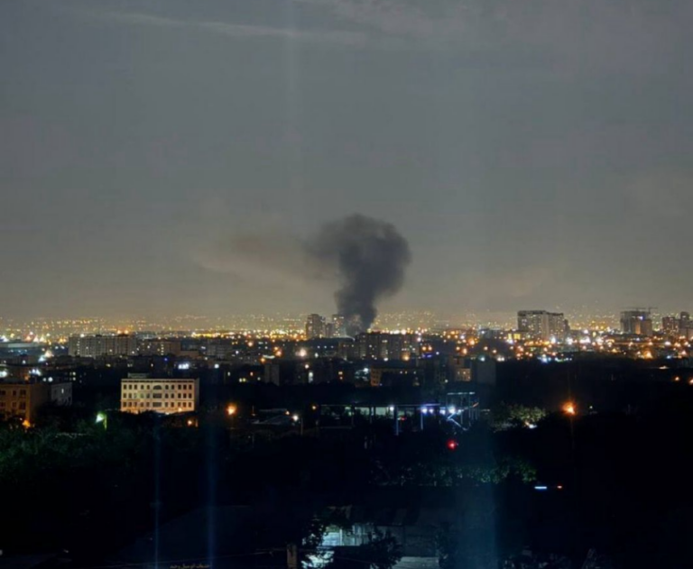Purtător de cuvânt: Armata israeliană încearcă „să intercepteze” 100 de drone lansate de către Iran