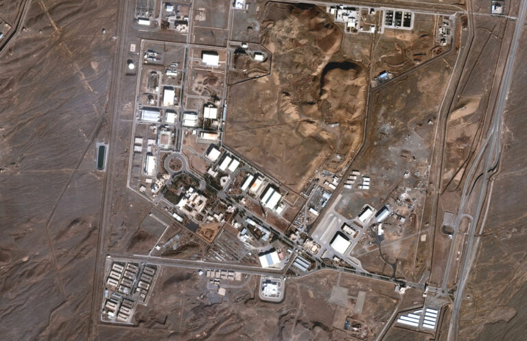 Iranul afirmă că nu a detectat scurgeri radioactive după bombardamentele asupra uzinei nucleare de la Natanz