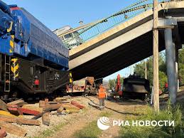 Șapte morți și mai mulți răniți, în Rusia, după prăbușirea a două poduri feroviare în apropiere de frontiera cu Ucraina