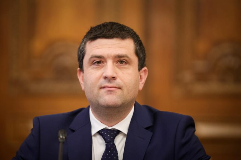 Miruță: Modul de numire a conducerii Romarm a fost trimis la Parchet