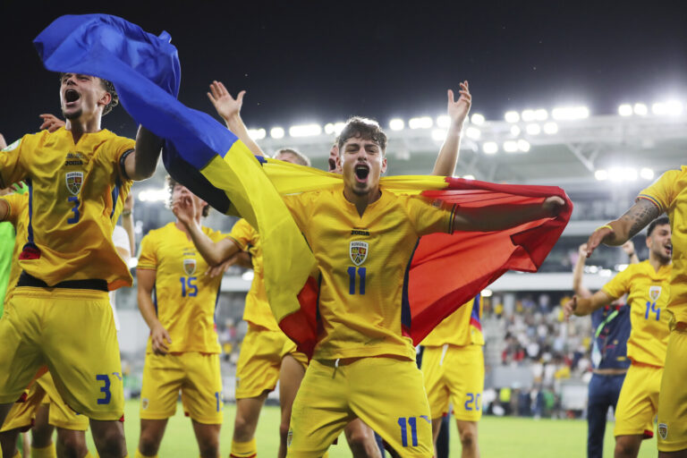 Fotbal | România s-a calificat în premieră în semifinalele Campionatului European Under-19