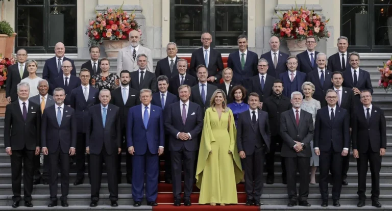 Romanian President Nicusor Dan gets prime placing in NATO leaders summit photo