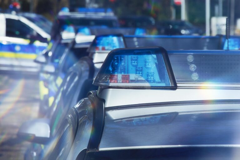 Stare de urgență pe timp de noapte, instituită la Los Angeles / Poliţia a început să facă „arestări în masă”