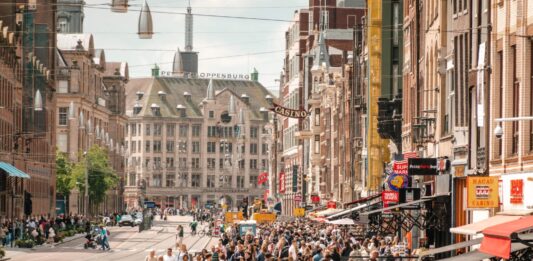 Tourists abroad. Shutterstock.