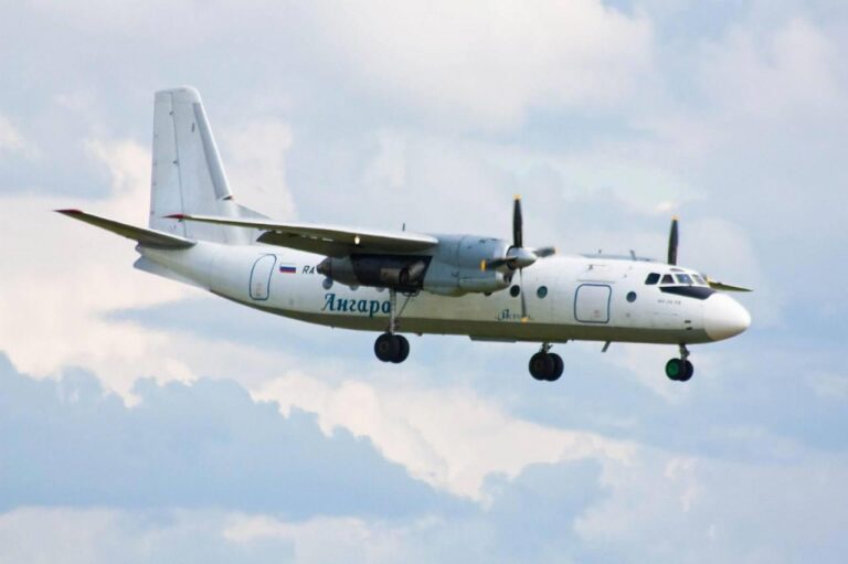 Niciun supraviețuitor după prăbușirea unui avion Antonov An-24 în Extremul Orient rus