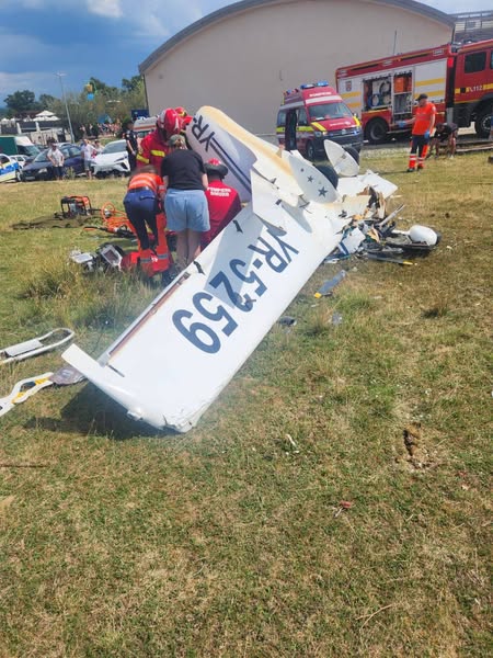 Un avion de mici dimensiuni, în care se aflau două persoane, s-a prăbuşit în apropiere de Orăştie