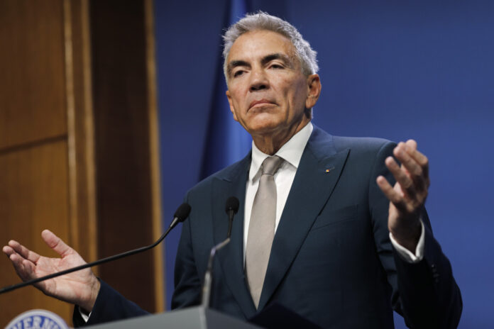 BUCURESTI - GUVERN - CONFERINTA - MASURI FISCALE COMPANII DE STA
