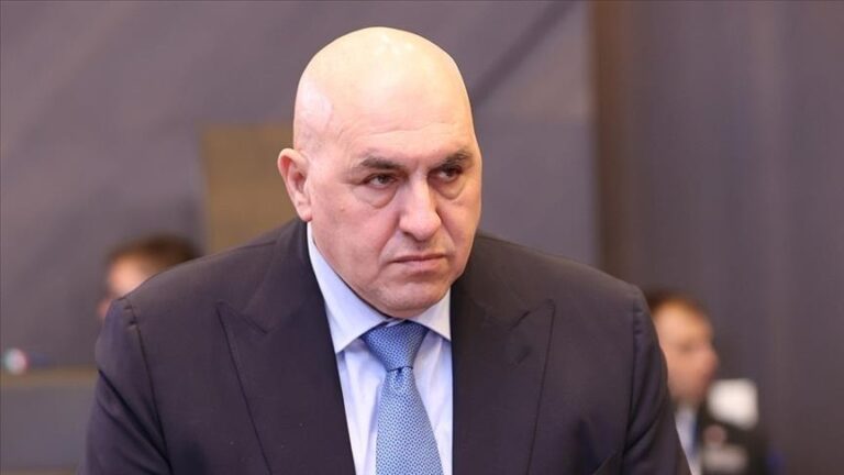 Ministrul italian al Apărării estimează că Rusia ar putea fi capabilă să atace NATO în cinci ani