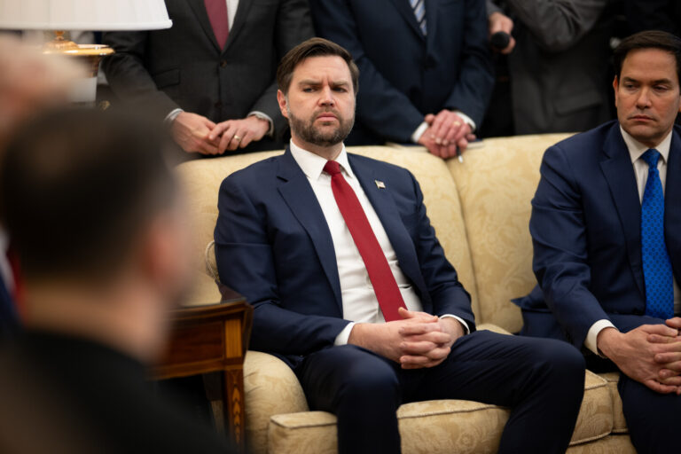 J. D. Vance: Ruşii şi ucrainenii, într-o dezaliniere fundamentală a aşteptărilor, nu sunt sunt pregătiţi să încheie un acord de pace