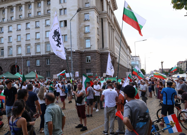 Proteste în mai multe oraşe din Bulgaria faţă de adoptarea monedei euro