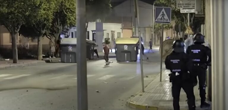 VIDEO | Violenţe la Torre Pacheco în Spania, un simptom al unor tensiuni tot mai puternice pe tema imigraţiei