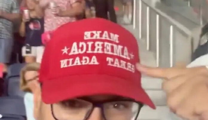 MAGA se autodevorează