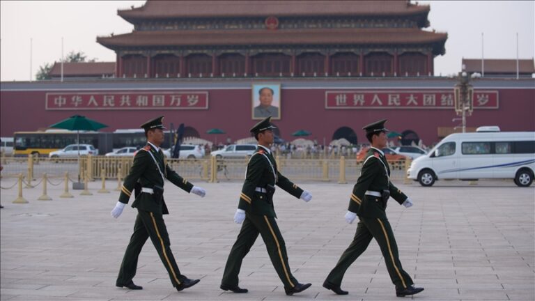 China aprobă o lege de asistență socială în pariul său de a stimula consumul intern