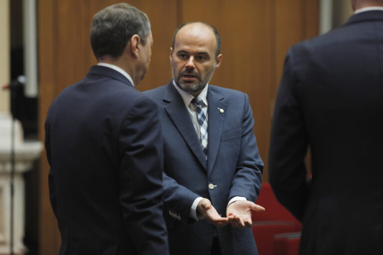 Economistul Cristian Popa: Avem nevoie de politici prietenoase cu sectorul privat / Majoritatea covârşitoare din PIB se face în economia privată