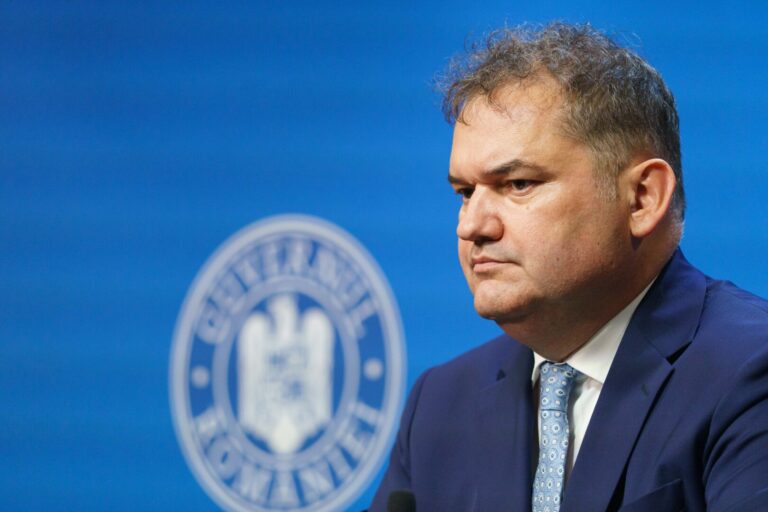 Ministrul Cseke Attila: Pentru 2026, autoritățile locale pot alege între reducerea cheltuielilor cu personalul sau reducerea numărului de angajați. Din 2027 vor avea o singură opțiune