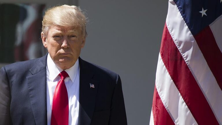 AFP: Trump depășește o nouă limită în insultele la adresa lui Biden și Obama