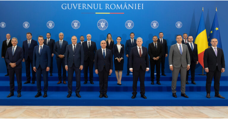 Barometrul celor mai vizibili miniștri din guvernul Bolojan. Cine se află primele locuri