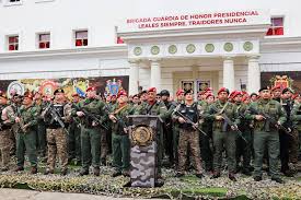 Venezuela desfășoară o amplă campanie de înrolare în rândurile miliției pentru a contracara o eventuală invazie americană