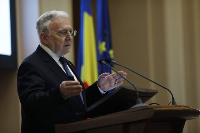 Romania’s central bank governor warns about recession risk as inflation peaks, though country “isn’t in a dead-end situation”