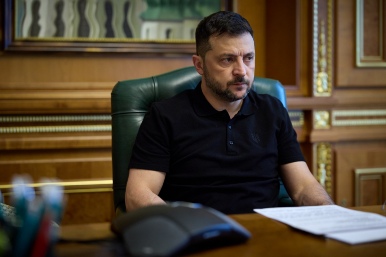 Zelenski: Moscova îşi permite să îşi intensifice loviturile şi profită în mod deschis de faptul că lumea se concentrează pe asigurarea păcii în Orientul Mijlociu