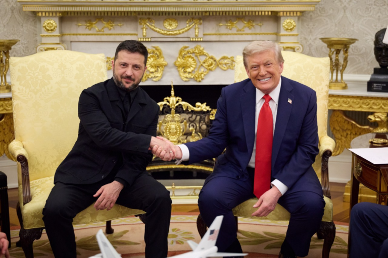 Financial Times: Ucraina îi oferă lui Trump un contract de armament de 100 de miliarde de dolari pentru a obţine garanţii de securitate
