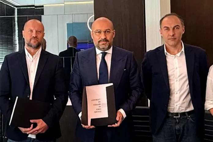 L to R Dan Tapalaga, Radu Budeanu, Cristian Pantazi