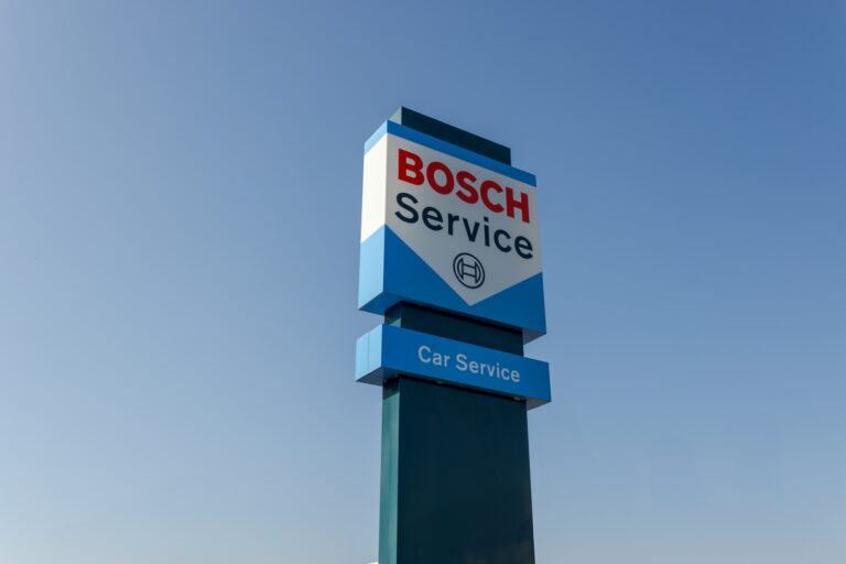 Bosch reduce costurile cu 2,5 miliarde de euro pe an, pe fondul dificultăților din sectorul auto