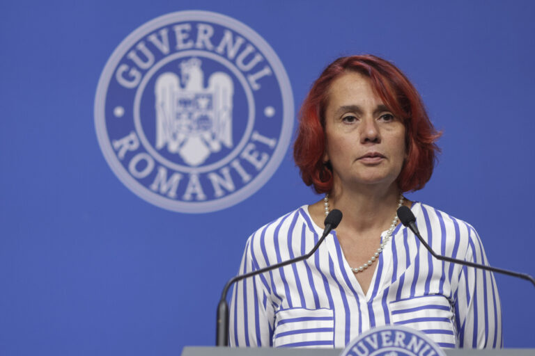 Scandalul plafonării prețurilor la alimente. Ioana Dogioiu: „Un purtător de cuvânt nu exprimă opinii personale, vorbeşte având în spate un mandat. Nu o să îmi cer scuze”