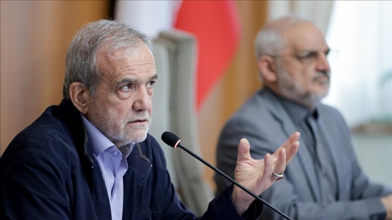 Președintele Massoud Pezeshkian: SUA au cerut Iranului să le cedeze ”tot” uraniul îmbogăţit iranian în schimbul unei prelungiri cu trei luni a unei suspendări a sancţiunilor