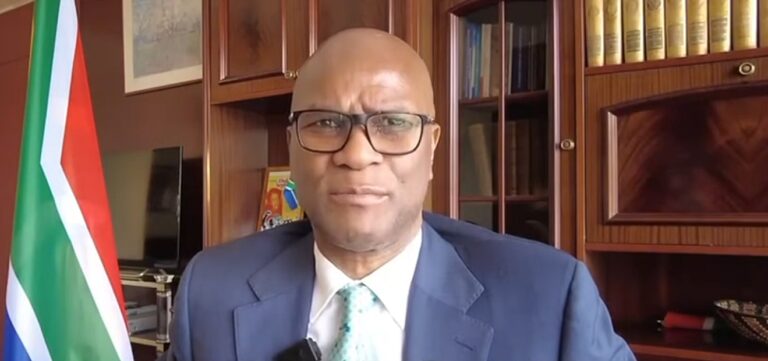Ambasadorul Africii de Sud în Franța, găsit mort la Paris