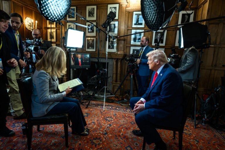 De ce a schimbat Trump placa în ceea ce privește Ucraina ? Ipotezele ușor promițătoare și scenariul cel mai sumbru