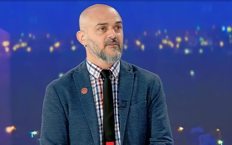 Expert: E fără precedent de mare în istoria noastră influenţa Rusiei în politicul românesc
