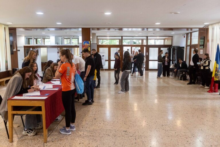 Expert în spaţiul ex-sovietic, după victoria partidului Maiei Sandu: Societatea şi presa s-au mobilizat, iar populaţia e mult mai obişnuită cu manipulările Rusiei. România ar putea să tragă foarte multe învăţăminte