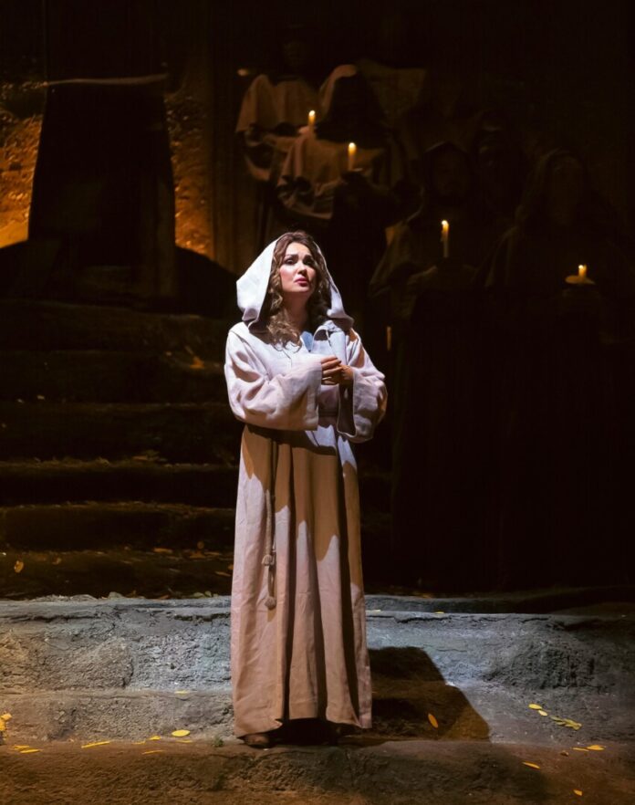 Romania cancels performance of Russian opera singer Anna Netrebko following Ukraine pressure Russian opera singer Anna Netrebko whose concert was canceled in Romania. Photo: AT Facebook page
