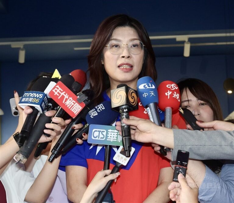 Xi Jinping cere „reunificarea” Chinei, într-un mesaj adresat noii lidere a opoziţiei din Taiwan, Cheng Li-wun