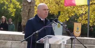 Ilie Bolojan la Carei, de Ziua Armatei: Trăim o perioadă complicată. În plan intern, trebuie să ne facem ordine în finanţele publice şi să corectăm nedreptăţile. În plan extern, pacea nu mai este un fapt